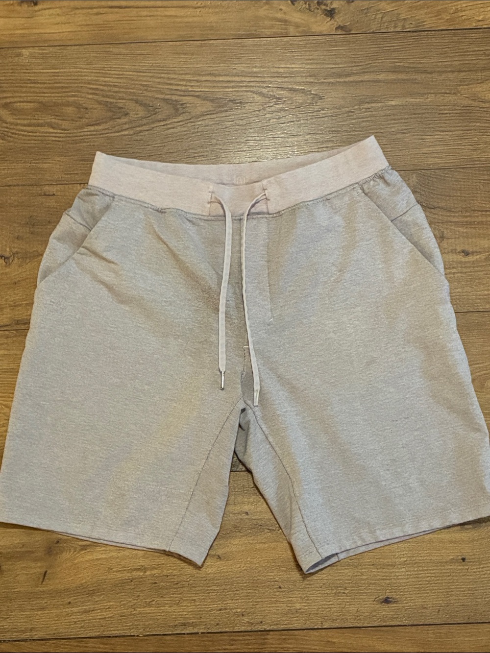 lululemon athletica Men's Light Gray Drawstring Athletic Shorts size L